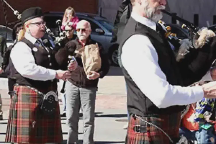 Claddagh Mhor Pipe Band