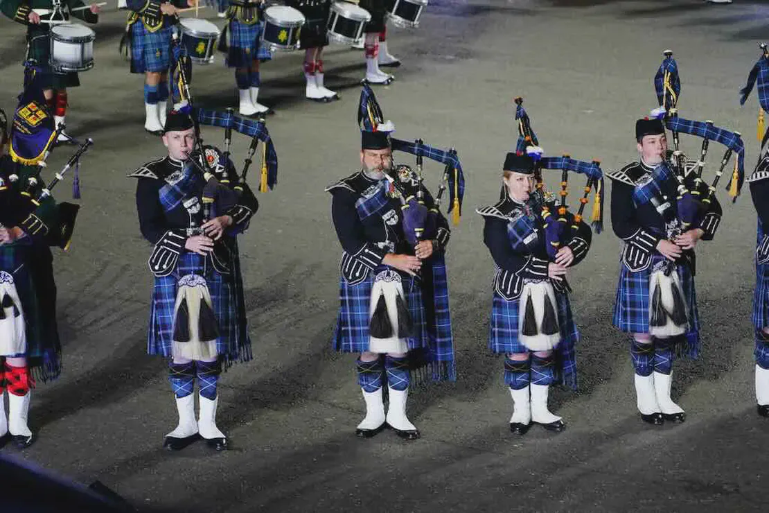 Local Rochester Caledonian Pipe Band celebrates St. Patrick's Day with Rochester tour and bagpipe serenade