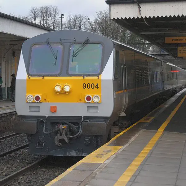 /images/tich/800px-Enterprise_Train_Lisburn_2007.webp