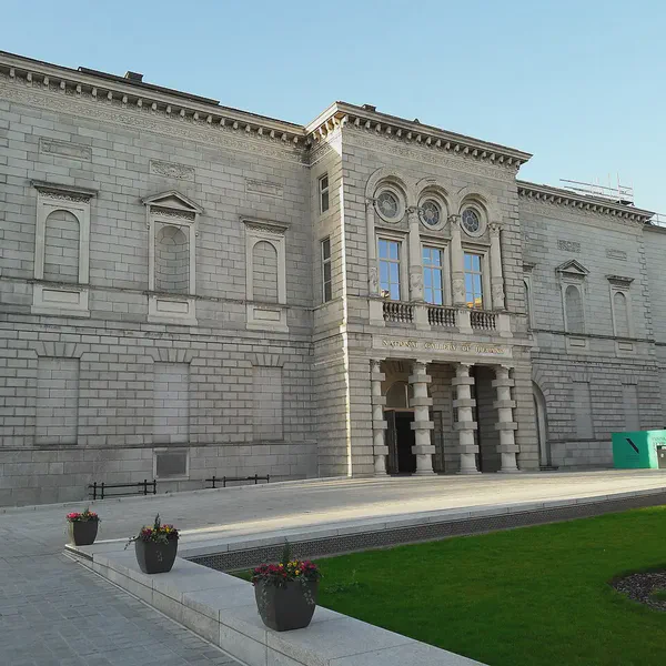 /images/tich/National_Gallery_of_Ireland,_Nov_2017.webp