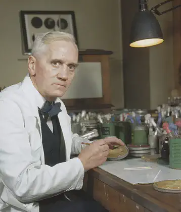 /images/tich/Synthetic_Production_of_Penicillin_TR1468.webp
