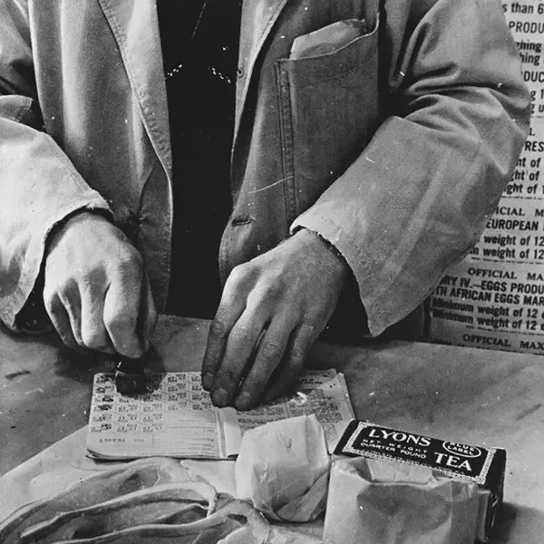 /images/tich/WWII_Food_Rationing.webp