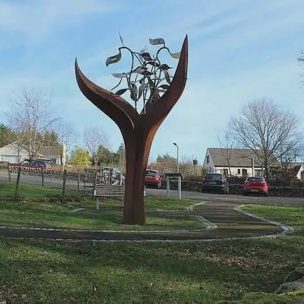 /images/tich/dalry_covenanter_sculpture_322.webp