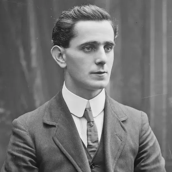 /images/tich/sean_mac_diarmada.webp